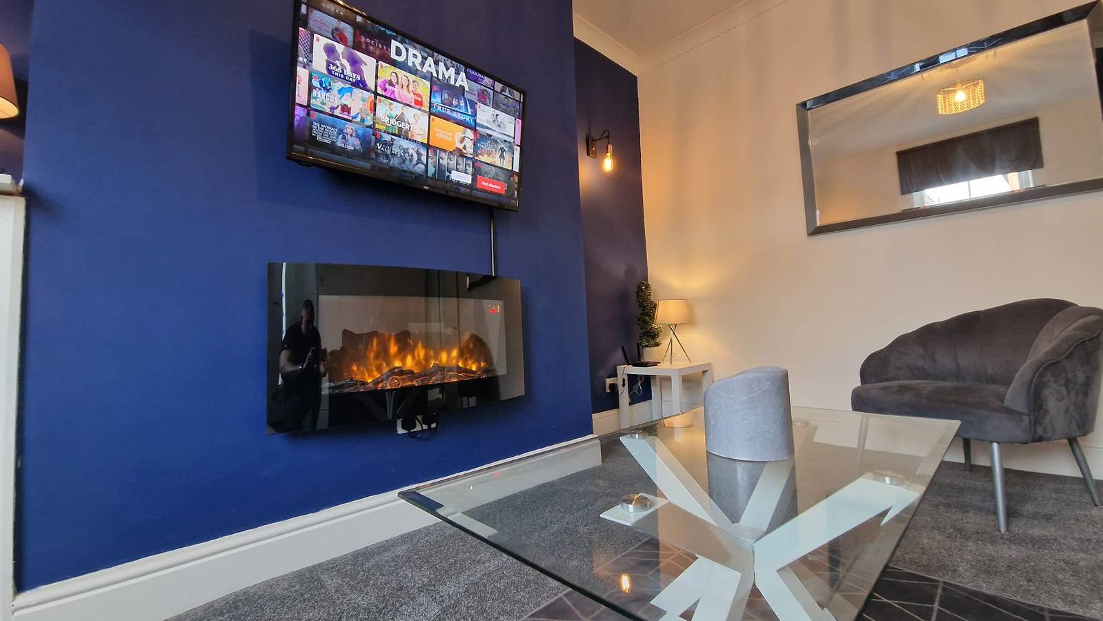 2-Bed Home - Sleeps 4, Parking & Garden in Darlington
