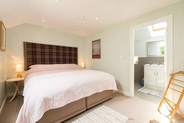 Cottage for 4 People in Loch Lomond, West Dunbartonshire, Photo 2