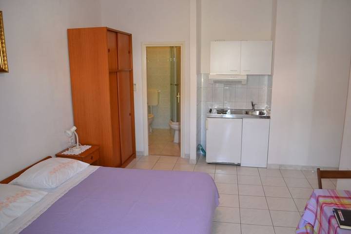 Ganzes Studio, Studioapartment in Povlja mit Meerblick, Terrasse, Klimaanlage, W-Lan (3365-1) in Povlja, Brac