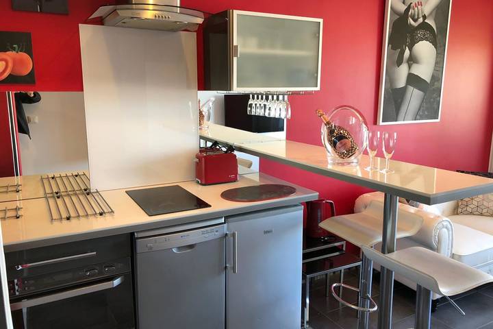 Gîte pour 2 personnes, avec terrasse dans Cap d'Agde naturiste - 4