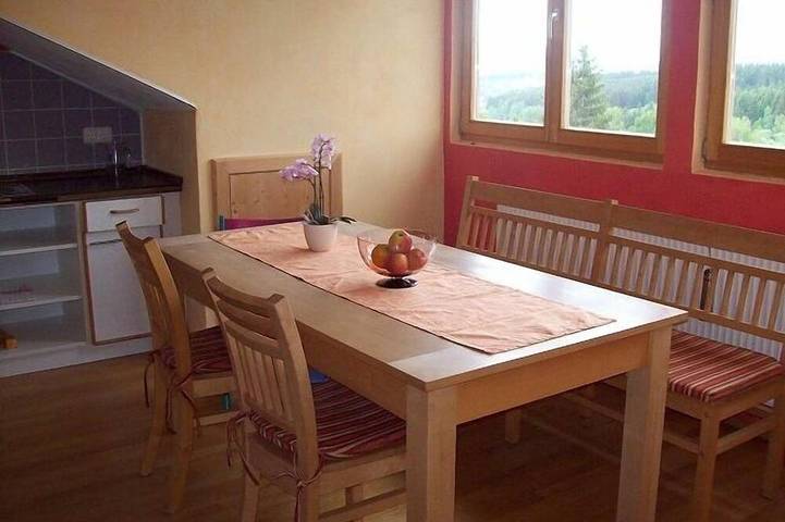 Ferienwohnung für 6 Personen, mit Balkon und Garten