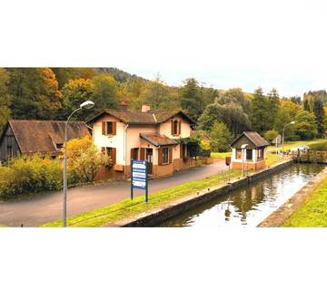 Gîte pour 6 personnes, avec vue et jardin dans Henridorff