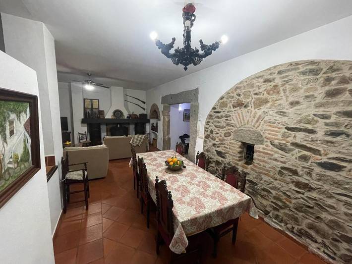 Casa de vacaciones para 12 personas, con jardín además de piscina y vistas en Los Pedroches - 3