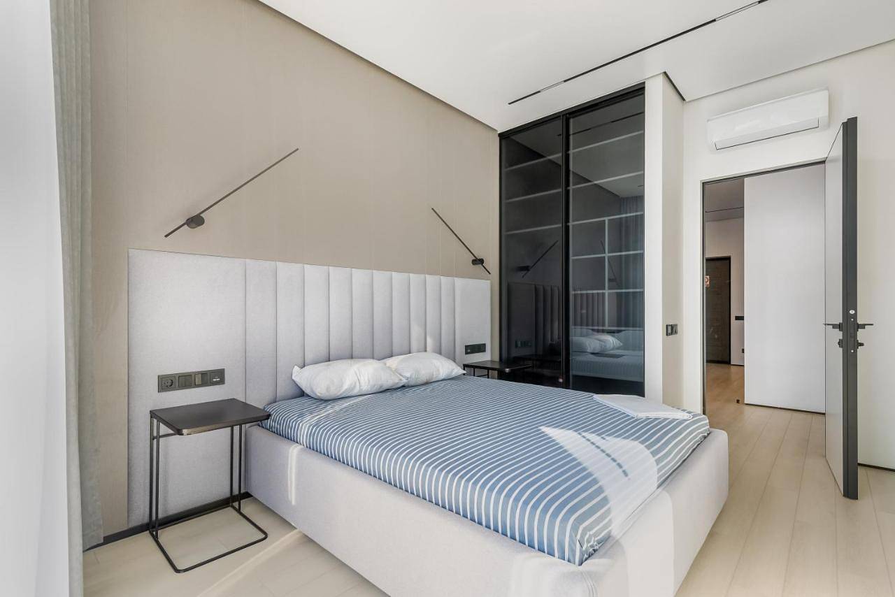Apartamento entero, Three-Bedroom Apartment in Odesa, Óblast de Odesa