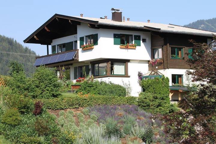 Ganze Ferienwohnung, 4-Personenwohnung - Nr. 2 in Waidring, Chiemgauer Alpen