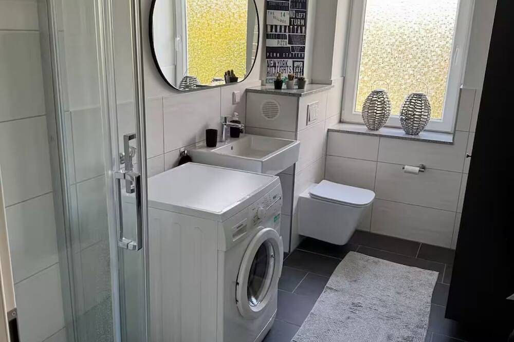 Entire apartment, Cozy vacation apartment with a view! in Wuppertal, Bergisch region