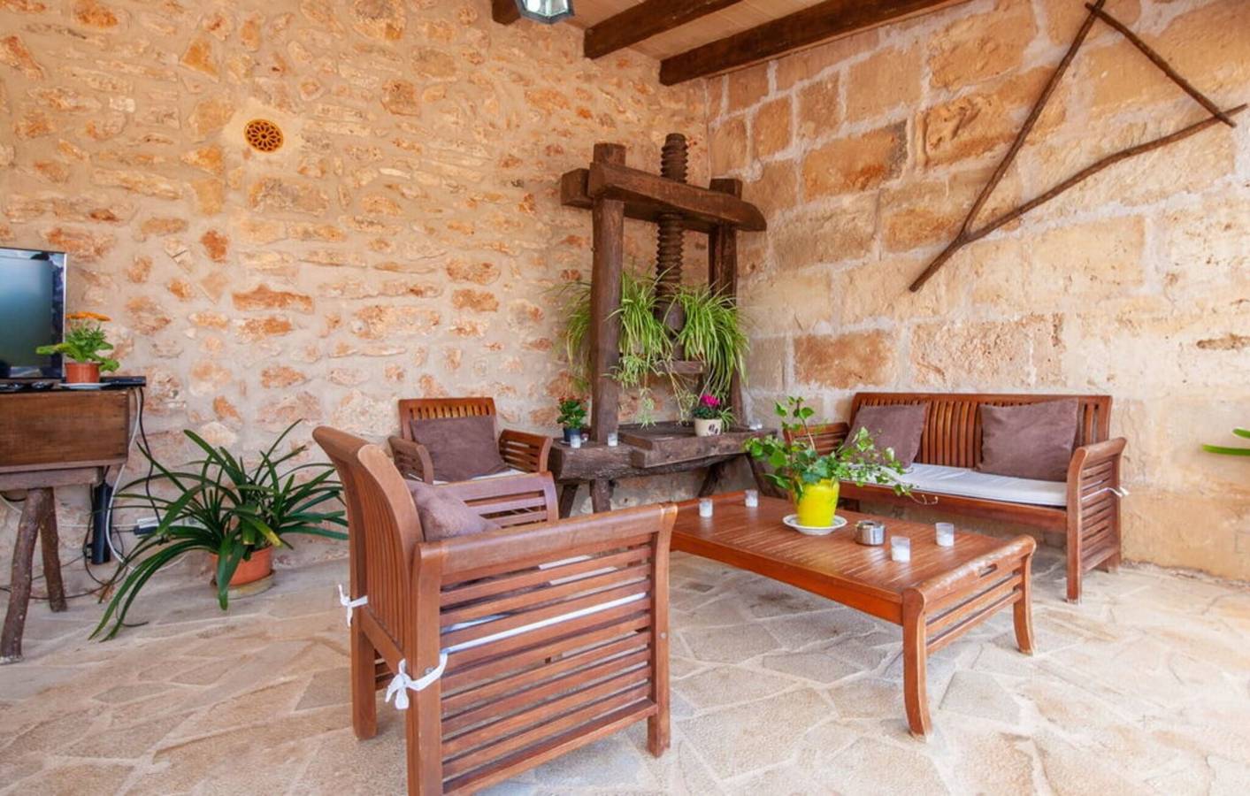 Country House 'Son Dalabau' with Private Pool, Wi-Fi and Air Conditioning in Llucmajor, South Majorca