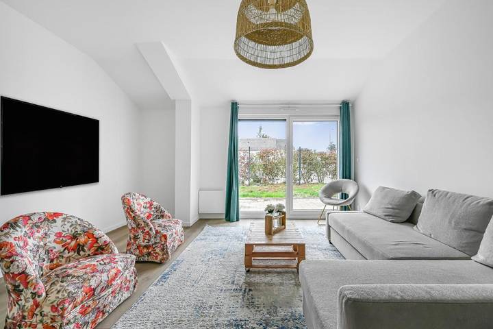 Appartement de vacances pour 6 personnes, avec Terrasse ainsi que Jardin et Vue à Évreux