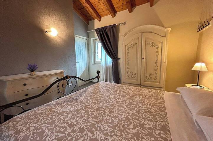 Ferienhaus für 4 Personen, mit Garten und Pool sowie Balkon in Colico - 2