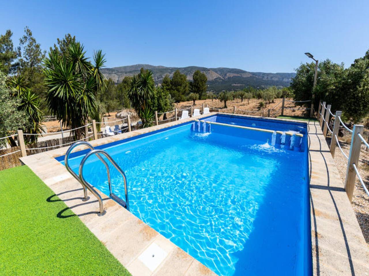 Apartamento entero, Villa en Ibi con piscina y barbacoa in Ibi , Interior de Alicante