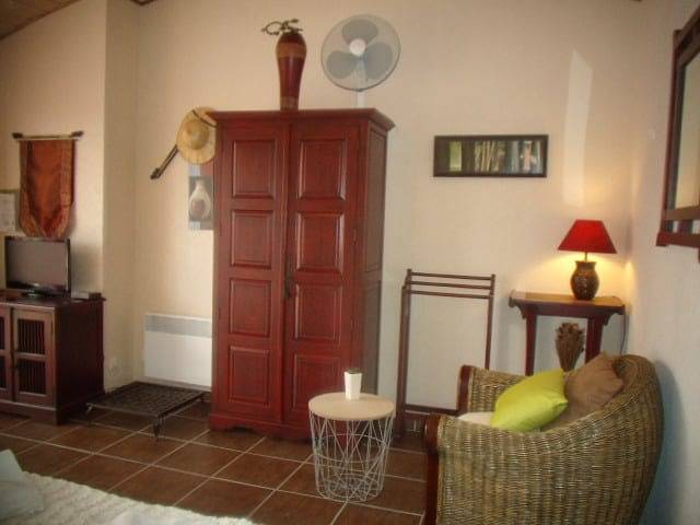 Chambre d’hôte pour 2 personnes, avec Terrasse ainsi que Jardin et Piscine en Charente-Maritime - 3