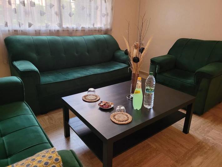 Location de vacances pour 5 personnes, avec terrasse ainsi que sauna et jardin, animaux acceptés dans Oujda