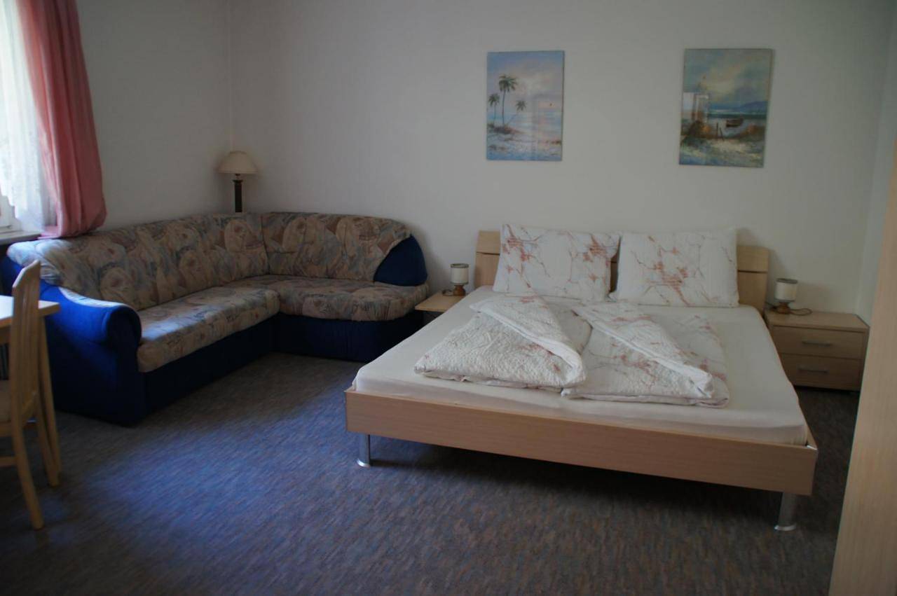 Single Room with Bathroom in Oberplars, Algund