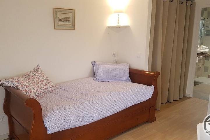 Location de vacances pour 4 personnes, avec jardin dans Saint-Clément-les-Places - 3