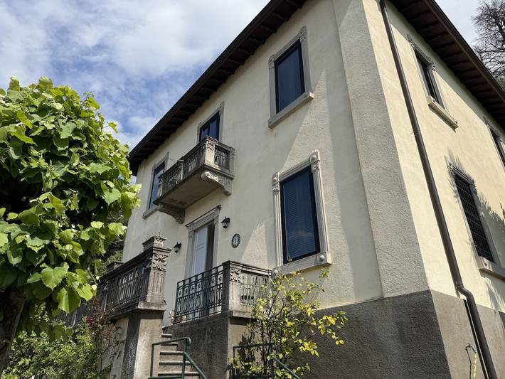 Villa pour 6 personnes, avec Balcon et Jardin ainsi que Vue et Vue sur le lac à Commune de Varenna