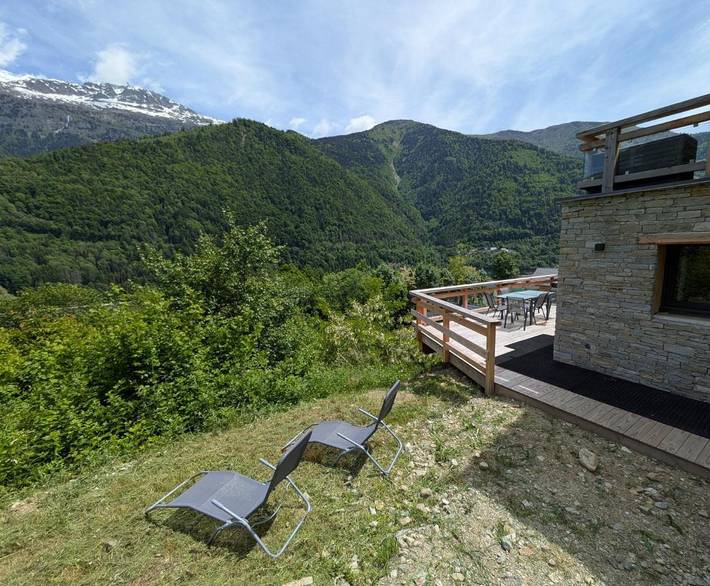 Gîte pour 6 personnes, avec vue sur le lac ainsi que vue et terrasse à Allemond - 4