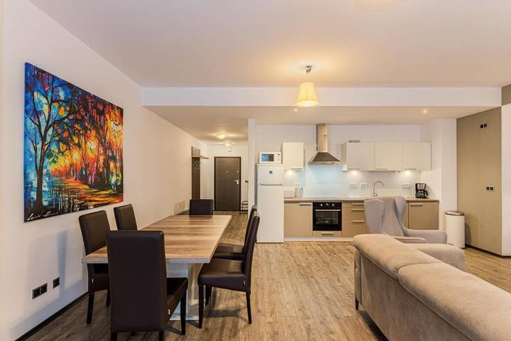 Gîte pour 6 personnes, avec balcon ainsi que piscine et vue dans Poiana Brasov - Brasov - 3