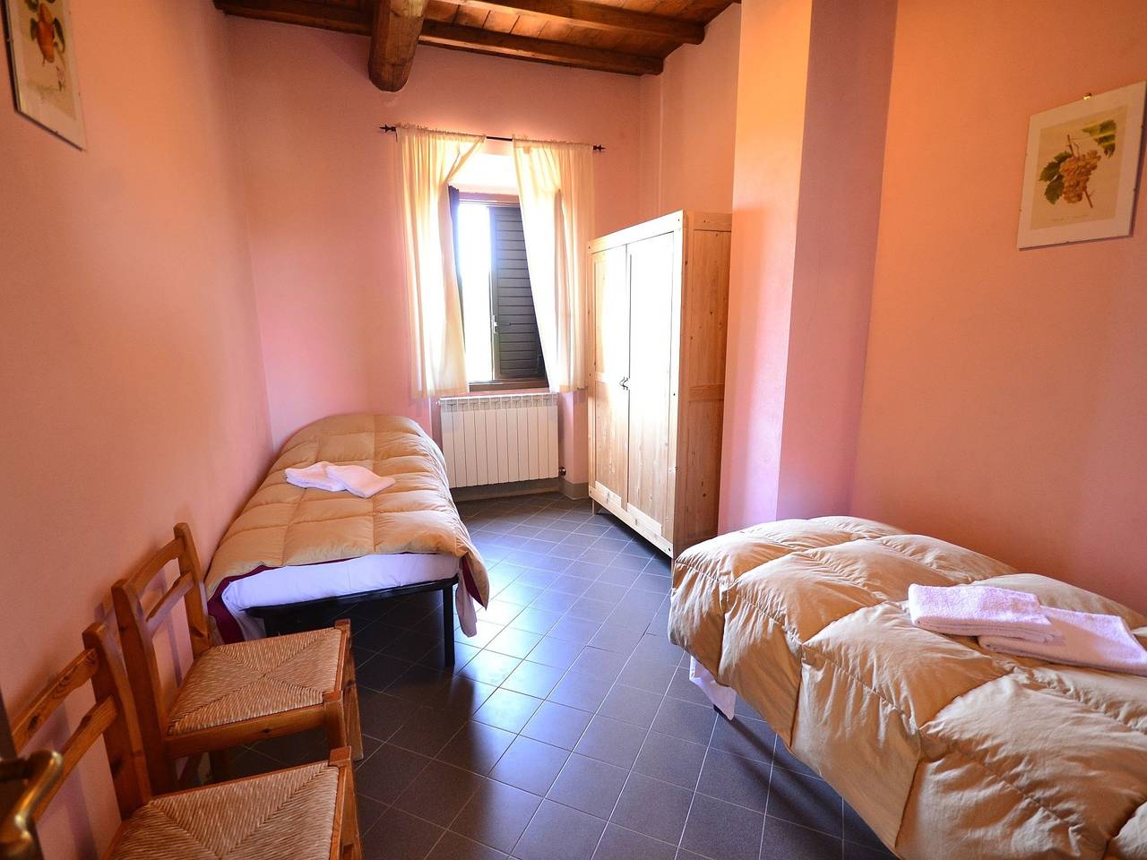 Ganze Wohnung, Malerisches Apartment mit Pool in Figline e Incisa Valdarno, Valdarno