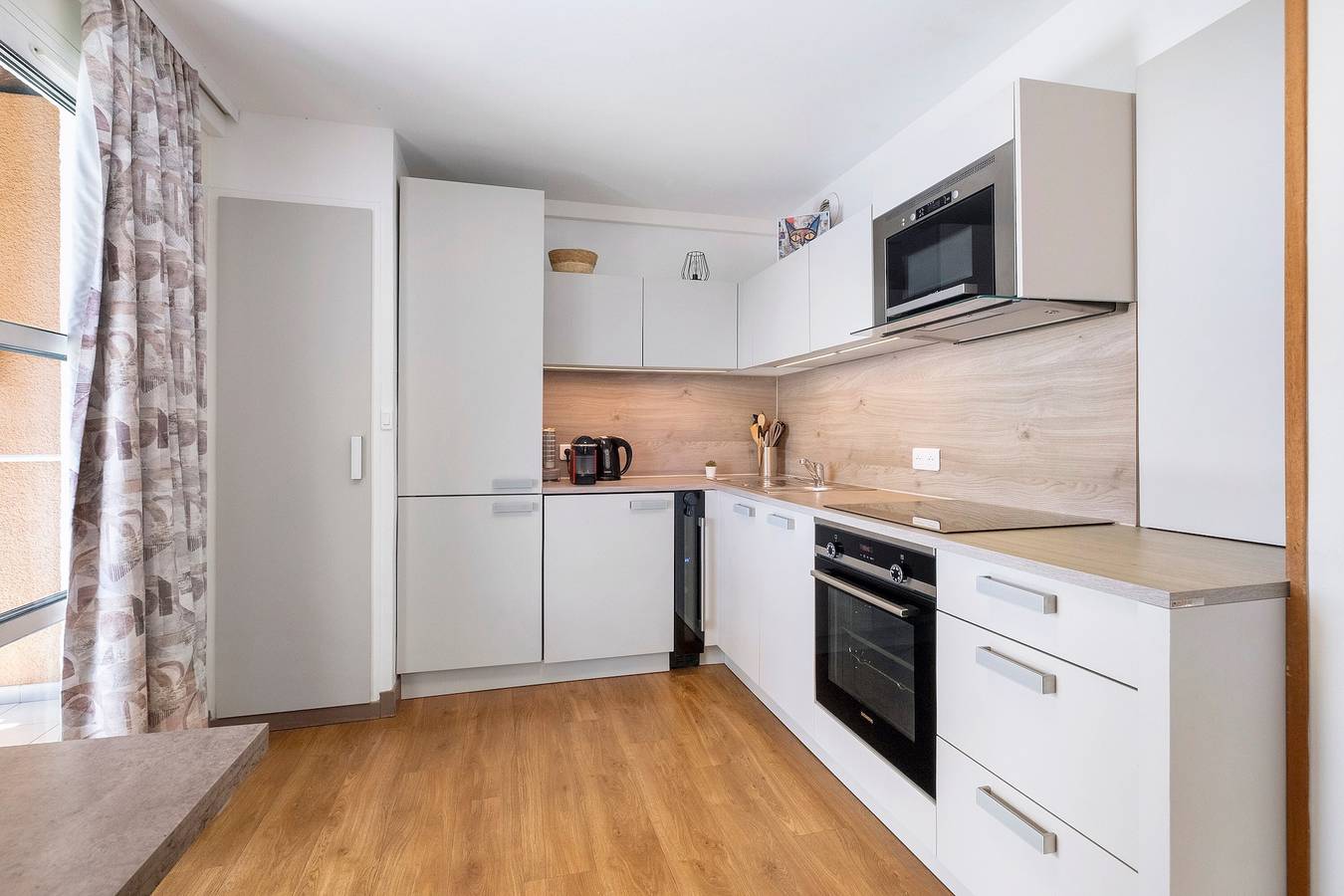Appartement entier, Appartement 'Bel Vue Mer Pour 6p avec vue mer, Wi-Fi et climatisation in Cap Estérel, Saint-Raphaël