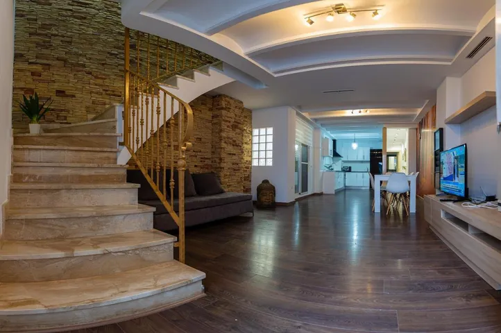 Casa de vacaciones para 8 personas, con jacuzzi y terraza - 1
