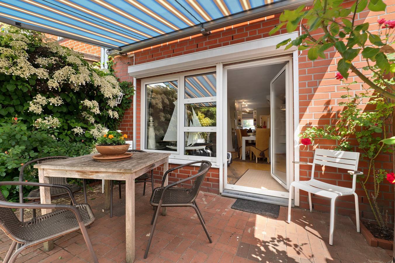 Ganze Wohnung, Ferienwohnung 'Schönes Maritimes Haus' mit privater Terrasse, privatem Garten und Wi-Fi in Bremen, Bremen Bundesland