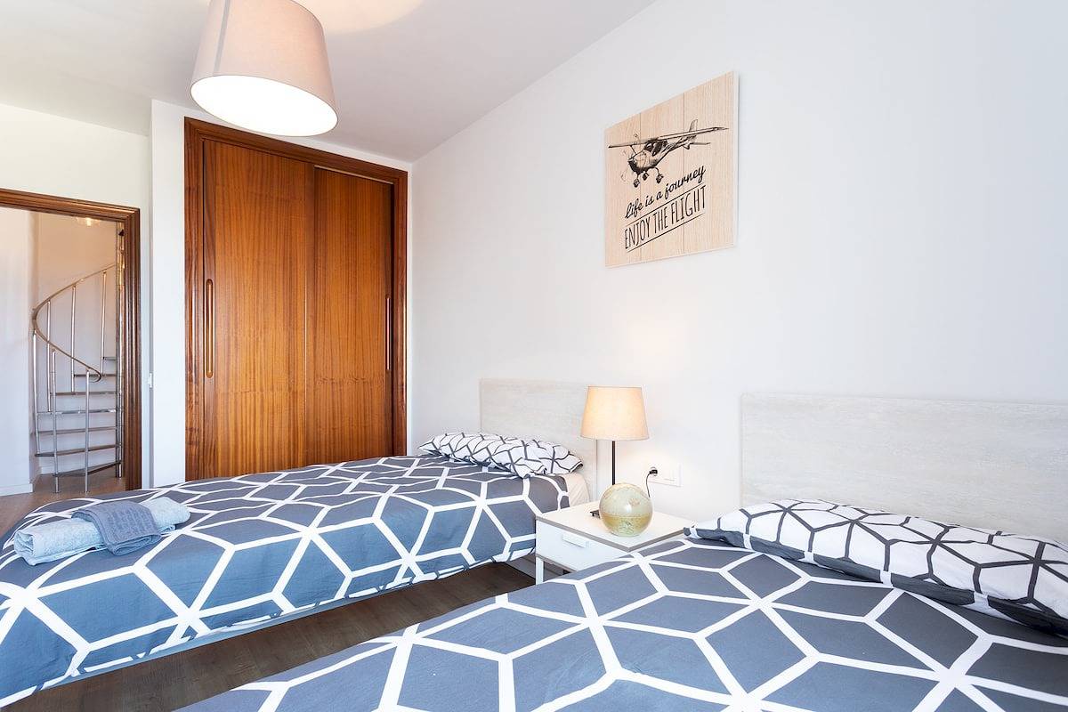 Ganze Wohnung, Home2Book Amazing Sea View El Médano Pool & Wifi in Playa el Médano, Granadilla de Abona