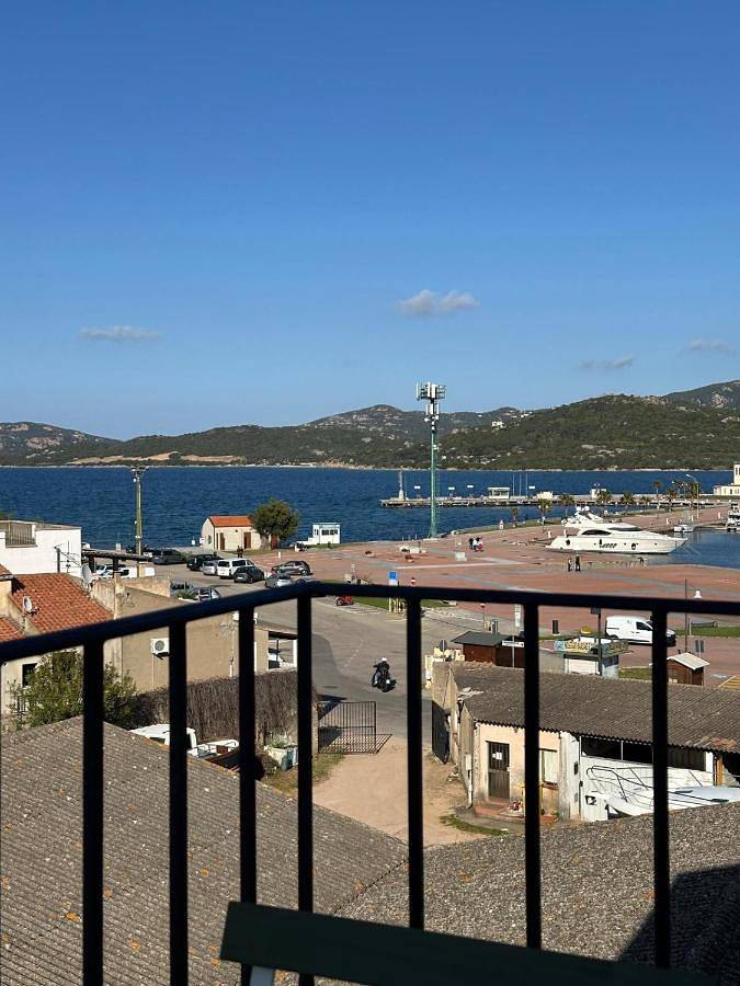 Maison d’hôte pour 4 personnes, avec balcon et vue à Cannigione - 3