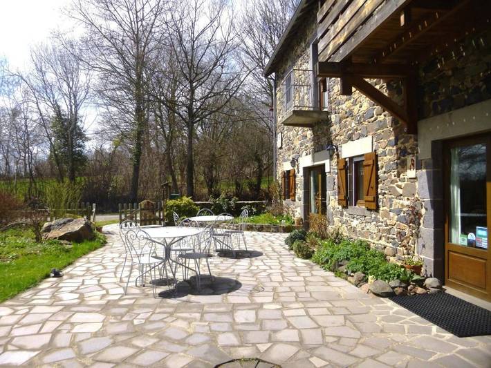 Hôtel pour 4 personnes, avec Balcon et Terrasse ainsi que Jardin et Vue