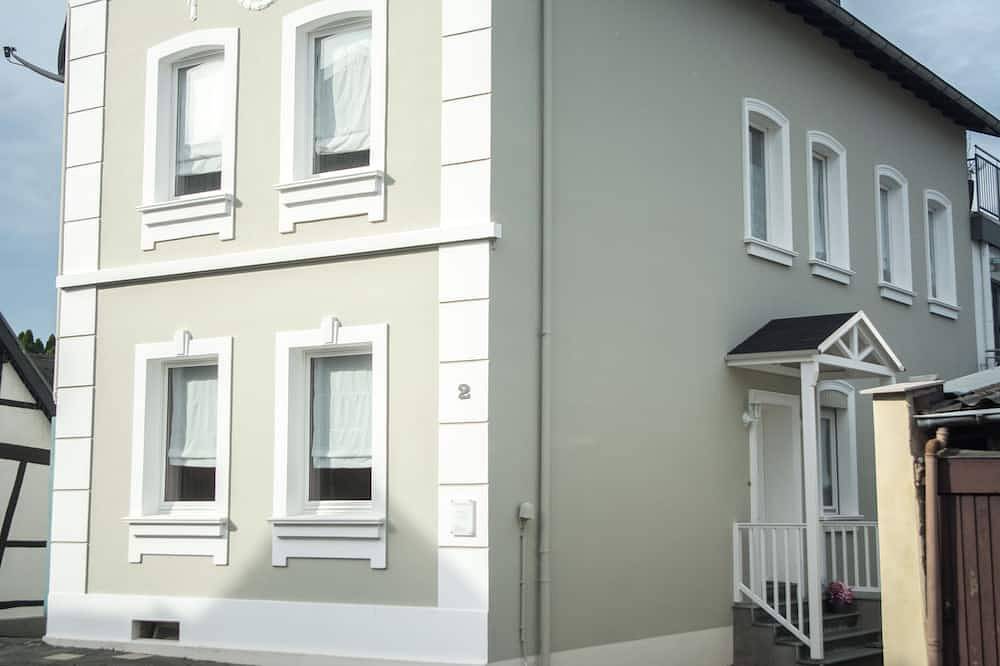 Friendly Home - \"Stadthaus im Vintagestil\" - Köln - Messe - Bonn - Phantasialand in Bornheim/Brenig, Bornheim