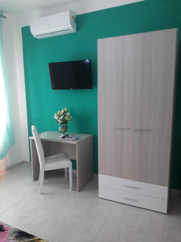 Location de vacances pour 2 personnes, avec vue et terrasse à Tropea - 4