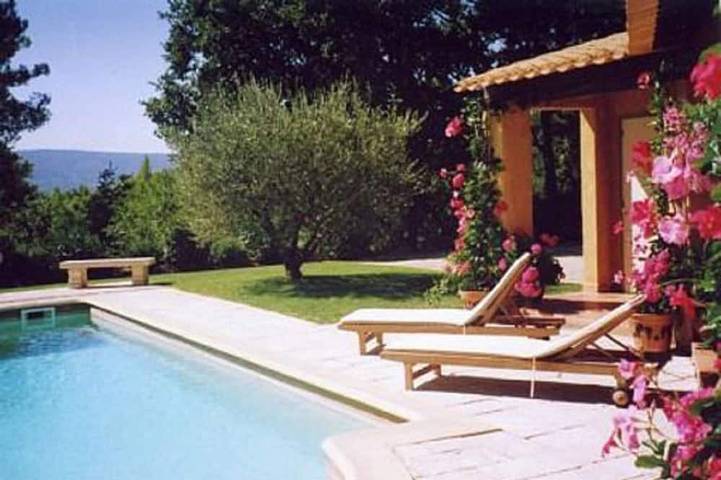 Gîte pour 2 personnes, avec Terrasse et Jardin