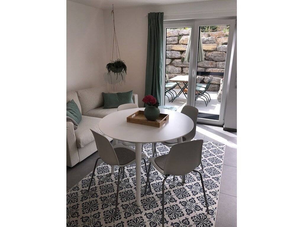 Ganze Wohnung, Angenehme Wohnung mit Terrasse in Öhningen, Untersee