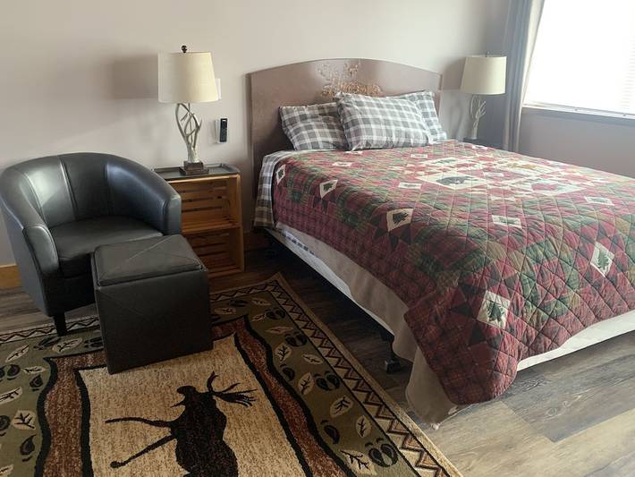 Cabane en bois pour 2 personnes, avec jardin, animaux acceptés dans Alaska - 4