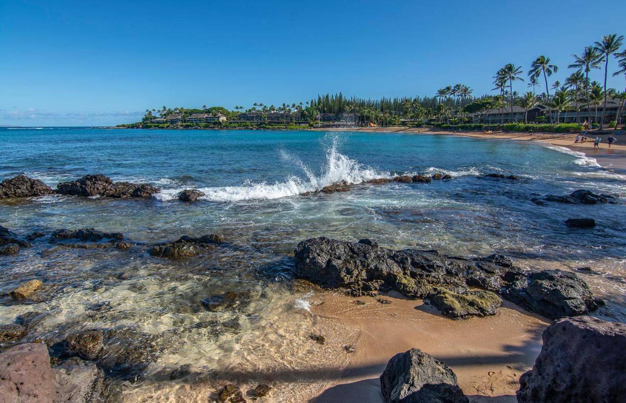 Nāpili Surf Beach Resort by Castle in Napili Beach, Napili-Honokowai