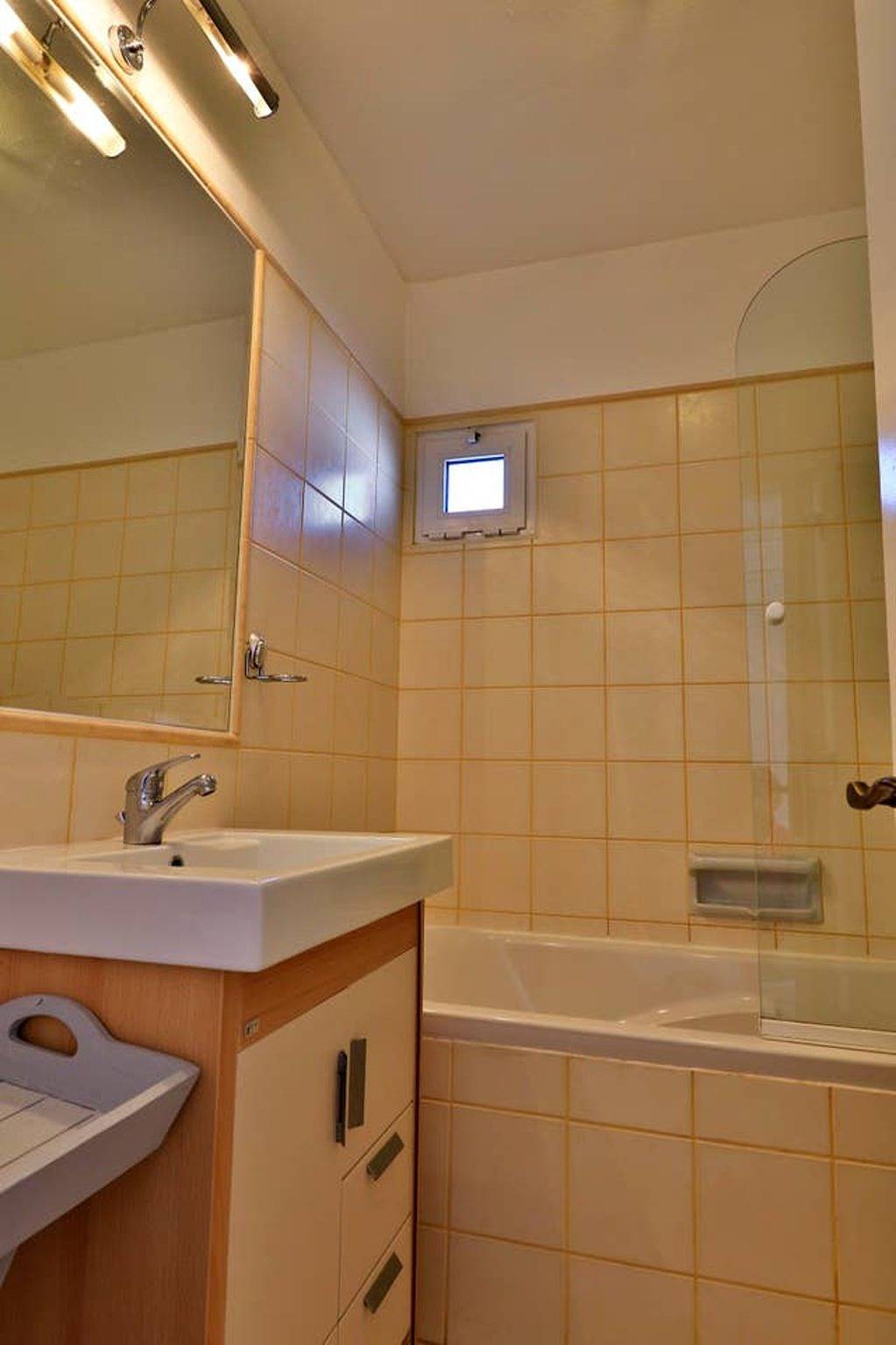 Casa Vale do Lobo 32 | Charming 2 Bedroom Townhouse | A Few Minutes Walk To The Beach And Praca | Vale Do Lobo in Vale do Lobo, Praia do Ancão
