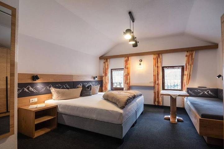 Ferienhaus für 4 Personen, mit Sauna und Balkon in Wenns