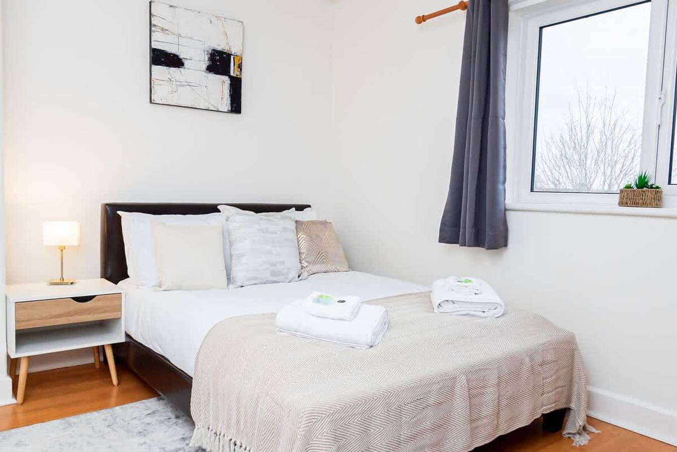 Entire apartment, Free Parking 1 Bedroom Flat   Sleeps 4   Abingdon in Oxford, Oxfordshire