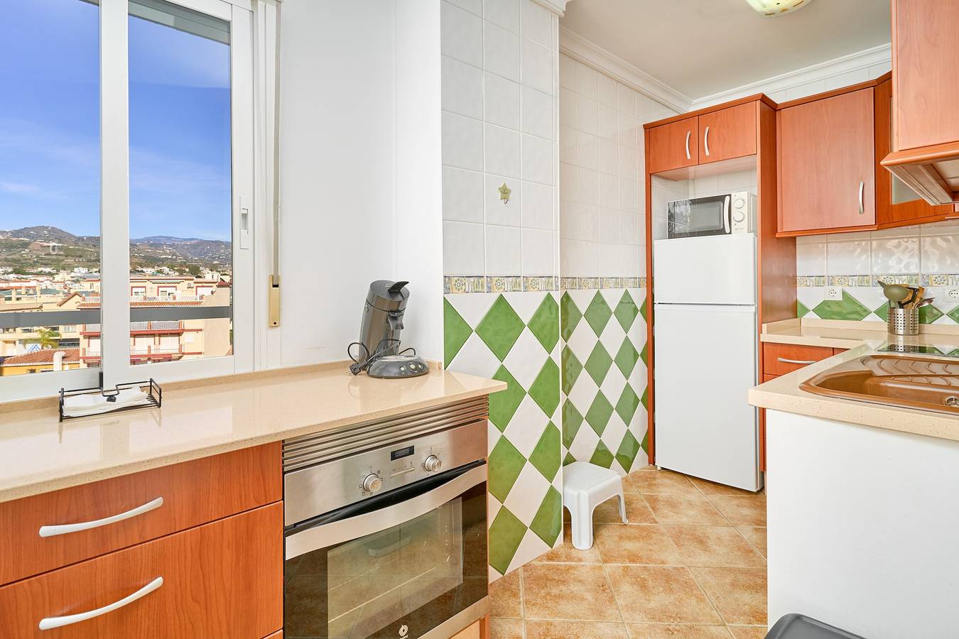 Ganze Wohnung, Ferienwohnung 'Centro Internacional A117' mit Meerblick, Wlan und Klimaanlage in Torrox Costa, Torrox
