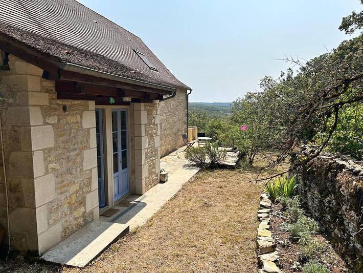 Location de vacances pour 6 personnes, avec Balcon et Terrasse ainsi que Jardin et Vue à Calvignac - 2