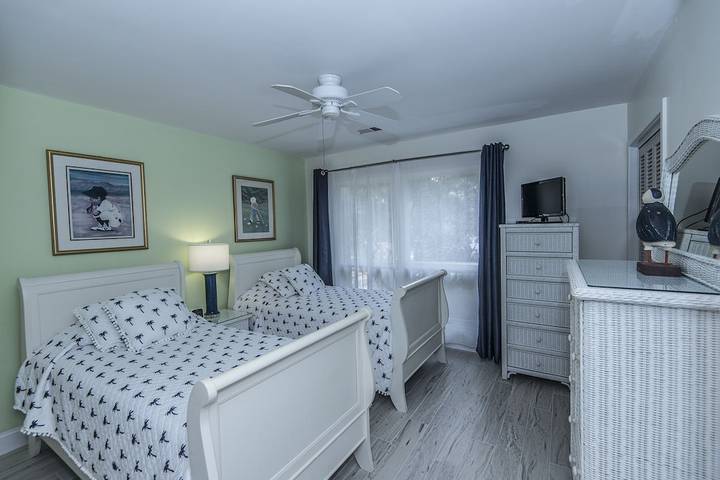 Vacation rental for 6 people, with pool and yard as well as terrace, with pets in Kiawah Island