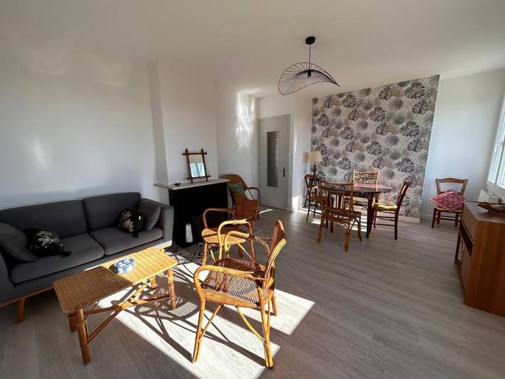 Location de vacances pour 4 personnes, avec jardin et vue à Javerlhac-et-la-Chapelle-Saint-Robert - 2