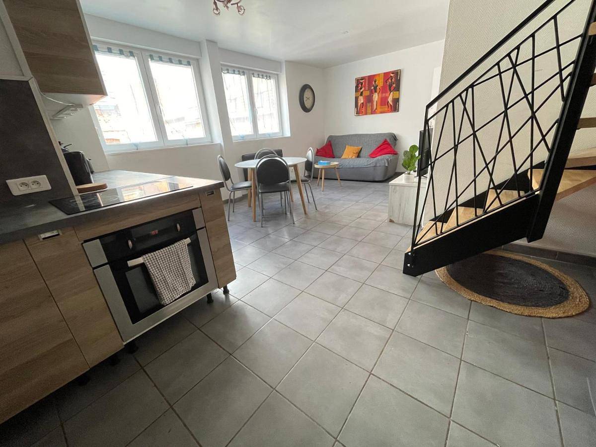 Appartement entier, Appart 2 à croix in Croix (homonymie), Région de Lille