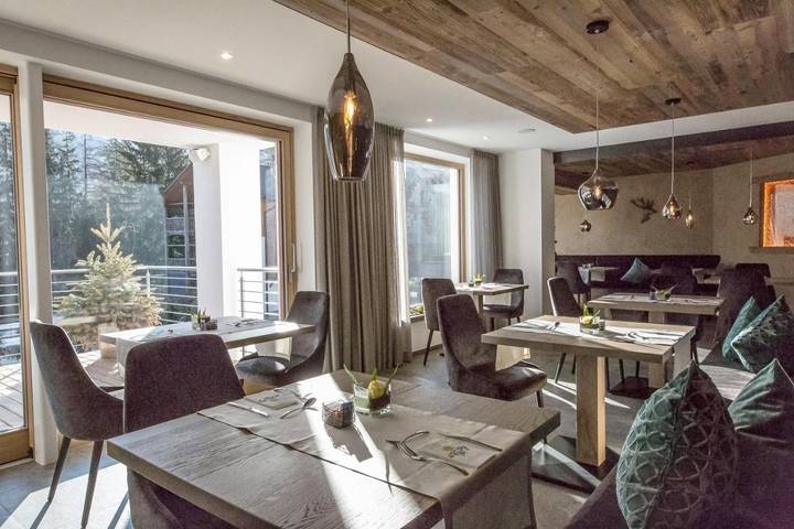 Ferienhaus für 2 Personen, mit Balkon und Terrasse sowie Whirlpool und Garten in La Villa - 3