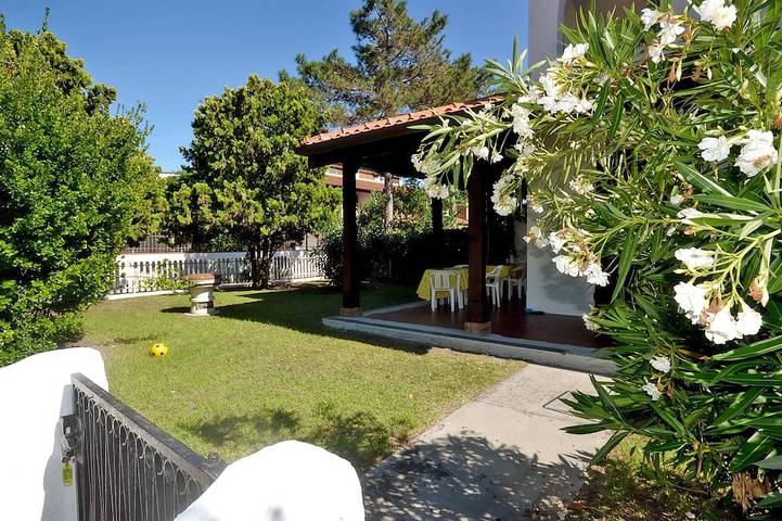 Ferienhaus für 7 Personen, mit Garten