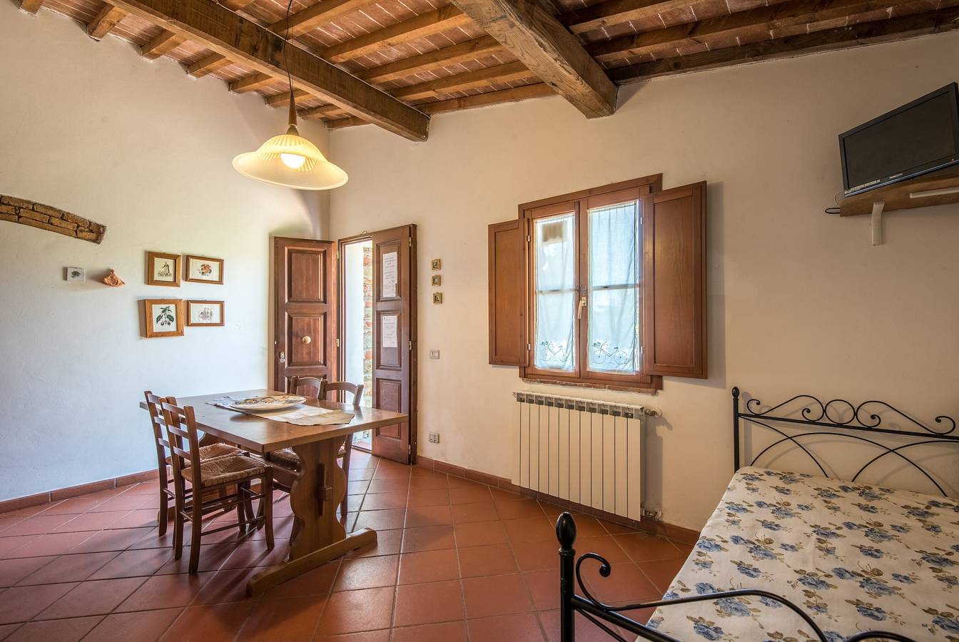 Ferienwohnung "Trilocale Etrusco" mit Gemeinschaftspool, Garten & Wlan in Castiglion Fibocchi, Valdarno