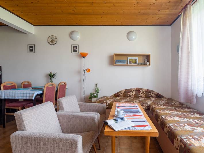 Ganze Wohnung, Rabyně in Rabyně, Beneschau