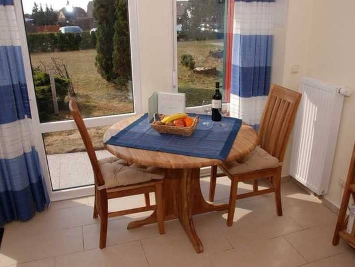 Ferienhaus für 4 Personen, mit Terrasse und Garten, kinderfreundlich in Mönkebude - 2