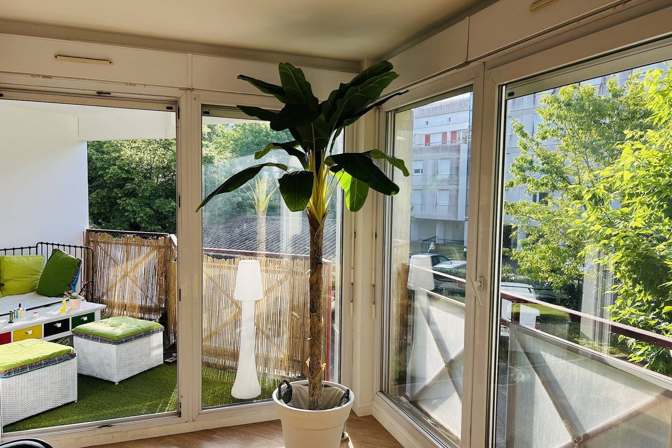 Apartamento entero, Bright apartment with private parking in Bordeaux in Burdeos, Región de Burdeos