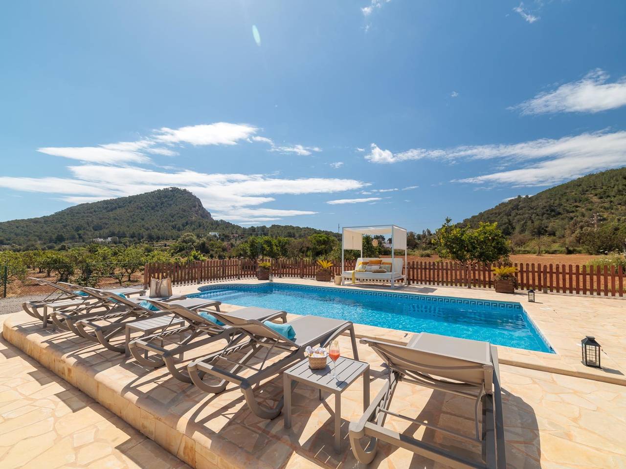 Casa Cala Llonga Familienurlaub auf Ibiza in Playa de Santa Eulalia, Santa Eulària des Riu