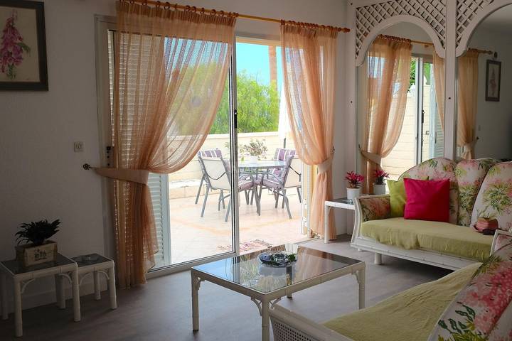 Gîte pour 4 personnes, avec vue sur l’océan et terrasse ainsi que piscine et jardin à Callao Salvaje - 3